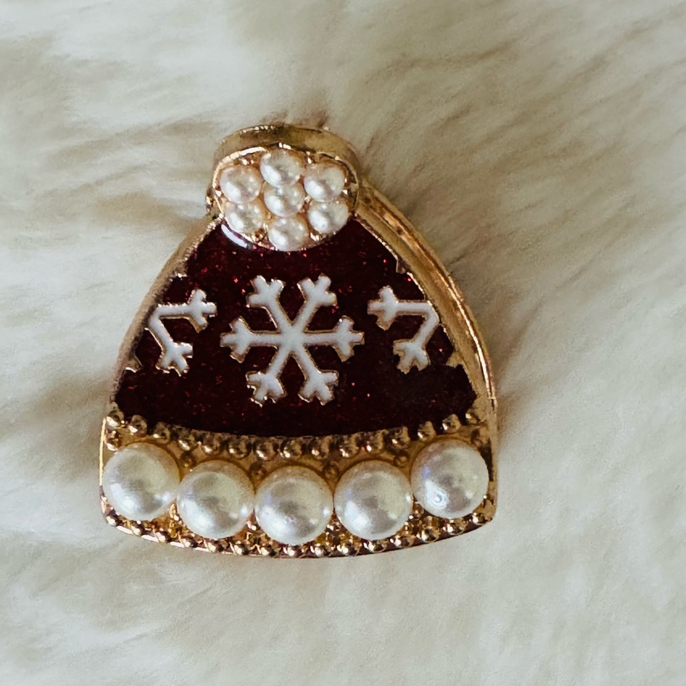 Mini Hair Claw Clip, Festive Red Snowflake Hat, pearls,red enamel,gold accent